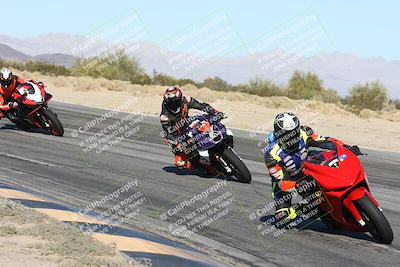 media/Dec-01-2025-Moto Forza (Mon) [[2daa91e15f]]/2-Intermediate Group/Session 4 (Turn 10 Inside)/